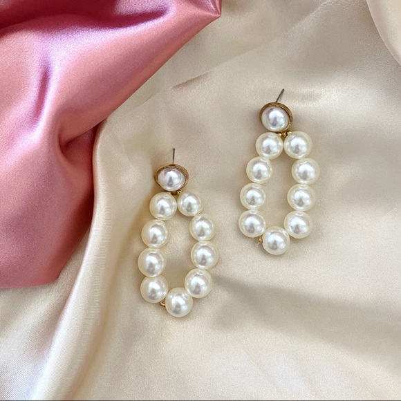 ❤️‍🔥𝕤𝕒𝕝𝕖❤️‍🔥 pearls earrings - Picture 4 of 10